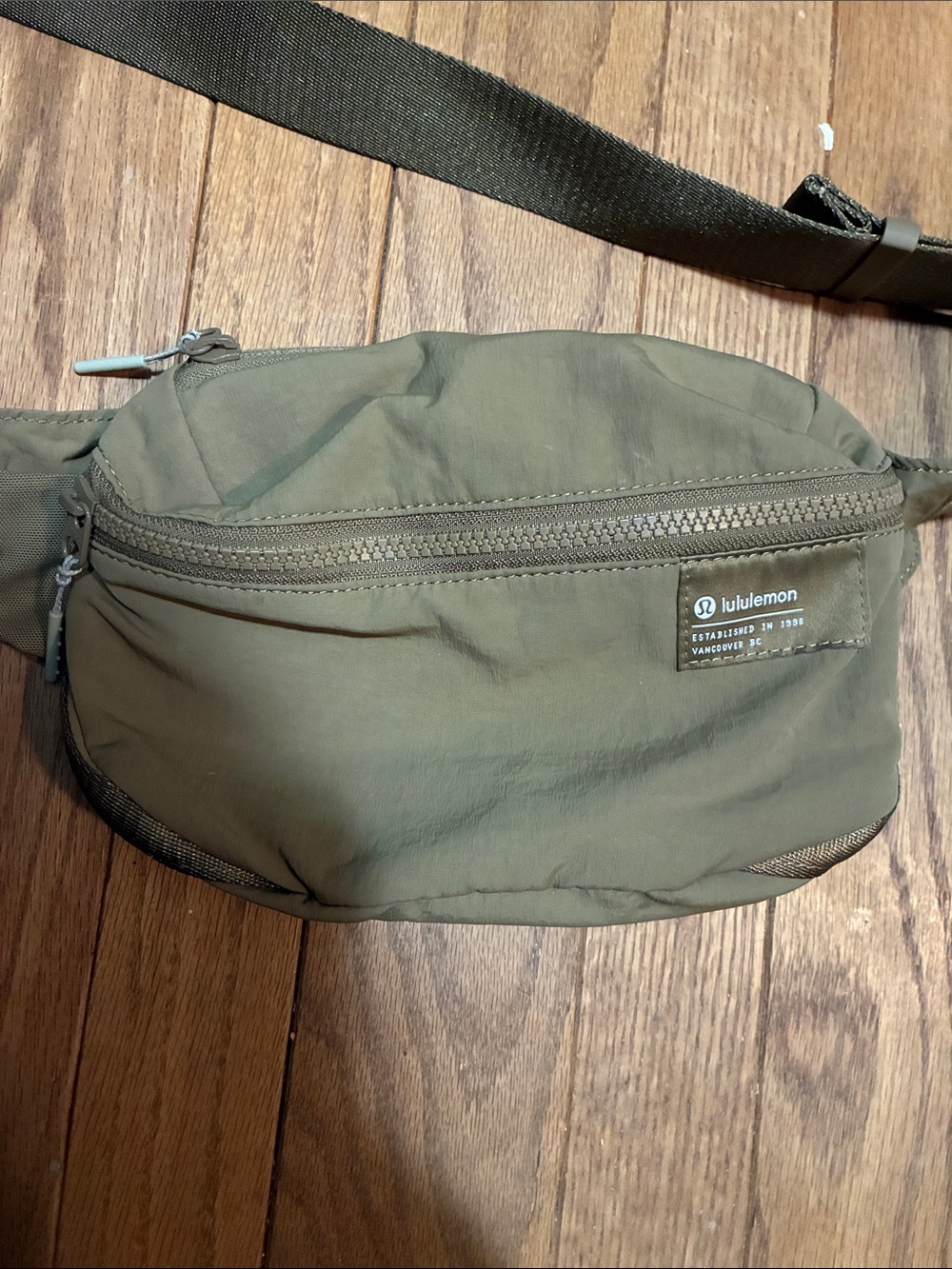 lululemon athletica Clean Lines Belt Bag